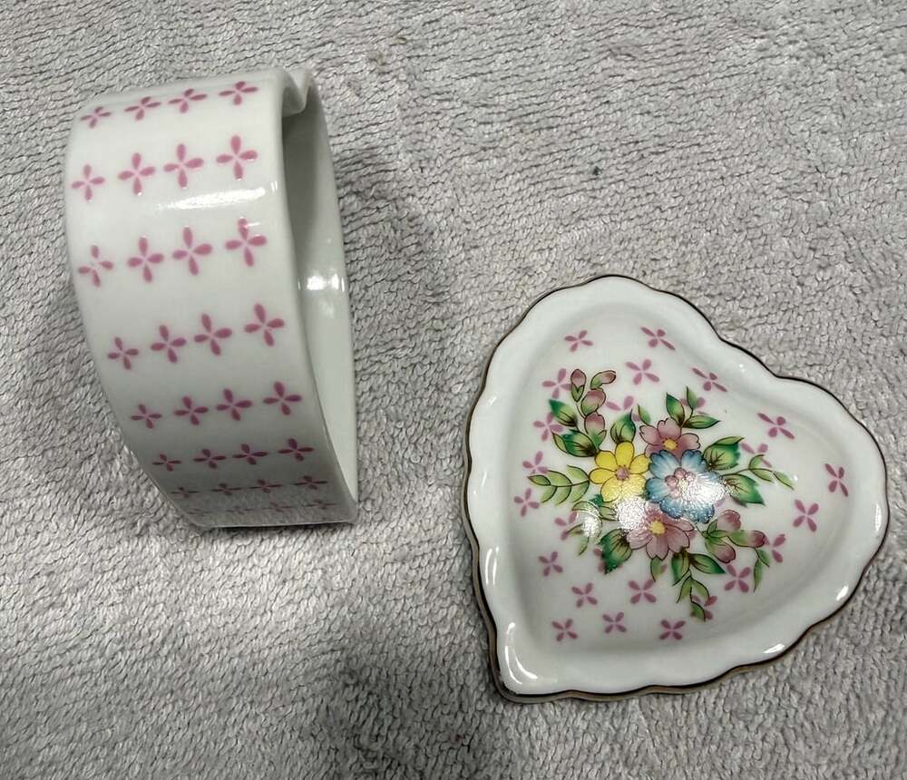 Lefton Trinket Box - Picture 6 of 8